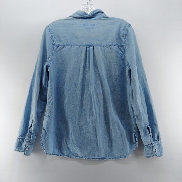 old navy Classic Chambray Button Front Shirt - Picture 7 of 10